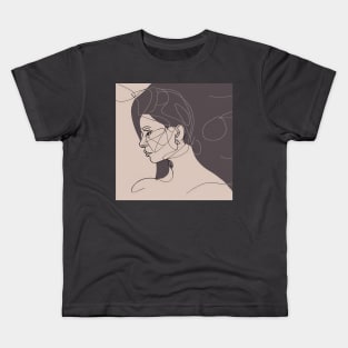 Lady of the line Kids T-Shirt